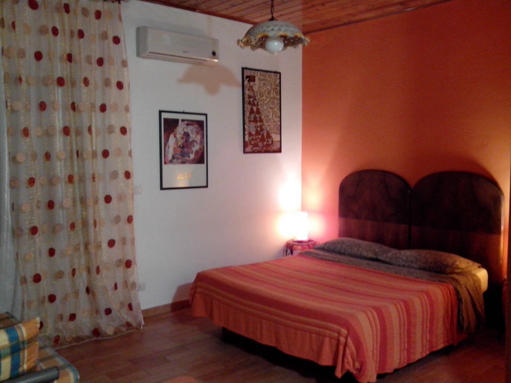 SantʼAlessio Siculo Bed&Breakfast La Casetta חדר תמונה